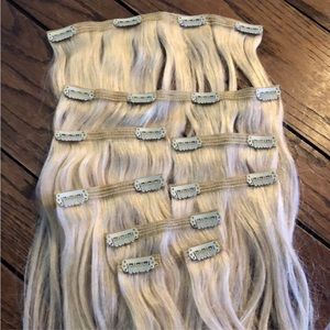 Zury blond 18in clip in hair extensions